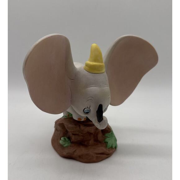 Disney's Magic Memories Porcelain Figurine Limited Edition Dumbo 1980s 5.5" - Picture 1 of 8